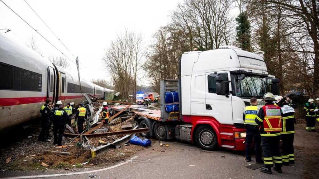 Hamburg ICE train crash: 1 dead, 25 injured