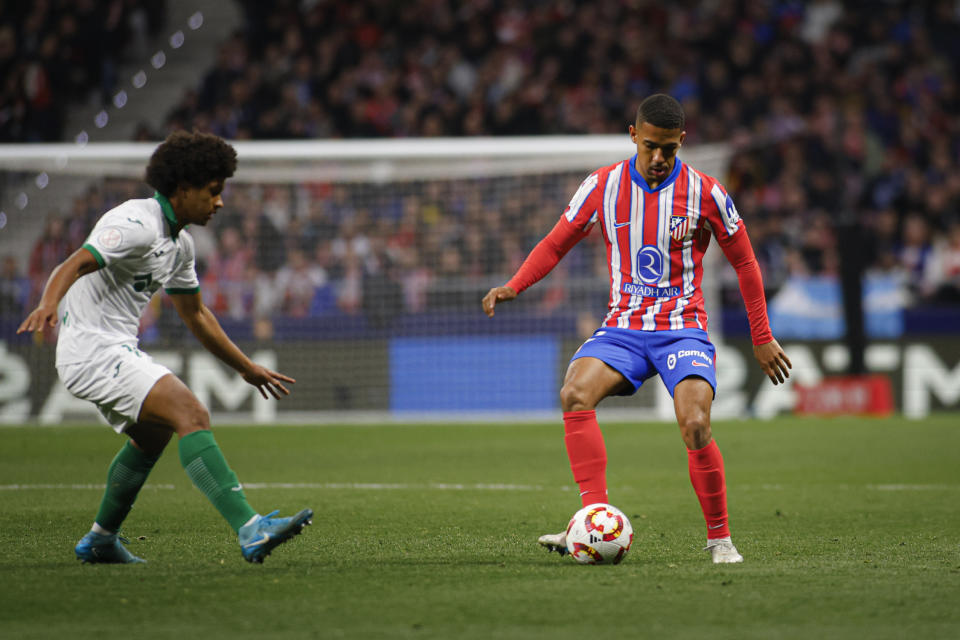 Samuel Lino at the Metropolitano.