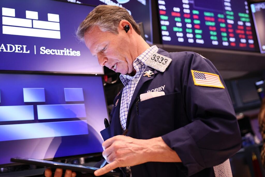 Stock market today: Dow gains 350 points as stocks climb for 2nd day after S&P 500 enters correction