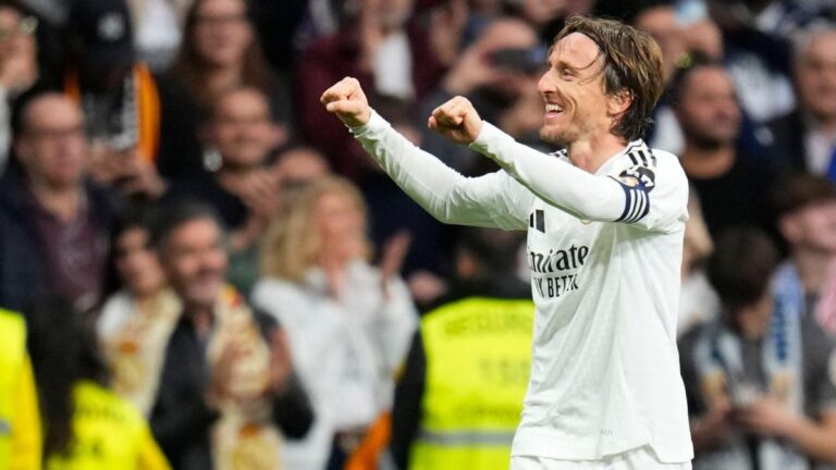 Real Madrid have doubts about Luka Modric extension