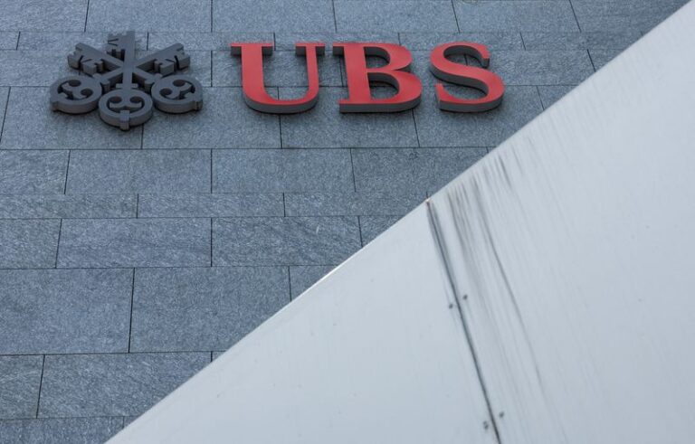 UBS’s auditor warns over bank’s financial reporting controls