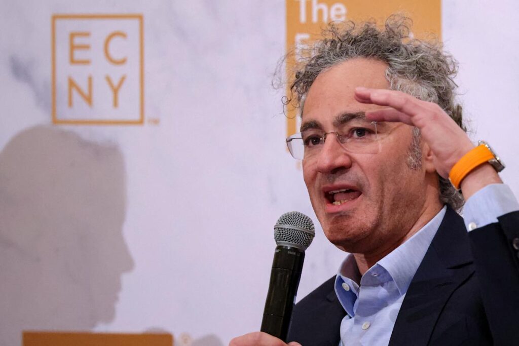 Here’s the whopping amount of stock Palantir CEO Alex Karp has dumped