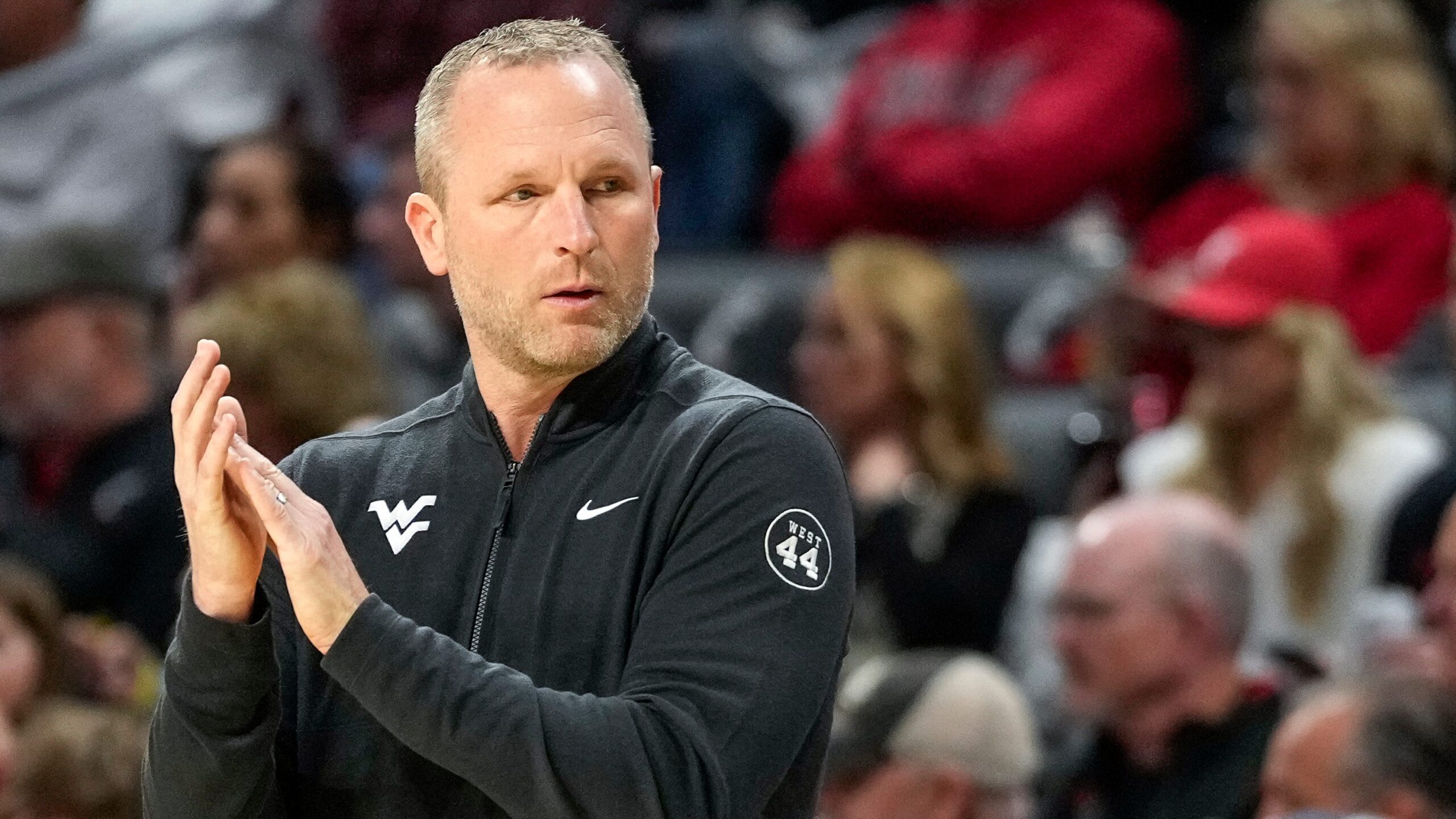 Indiana hires Iowa basketball head coach target Darian DeVries