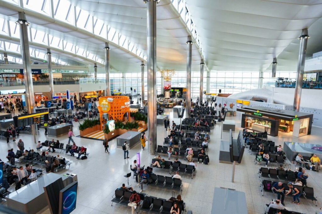 Heathrow back to normal: was closure needed?