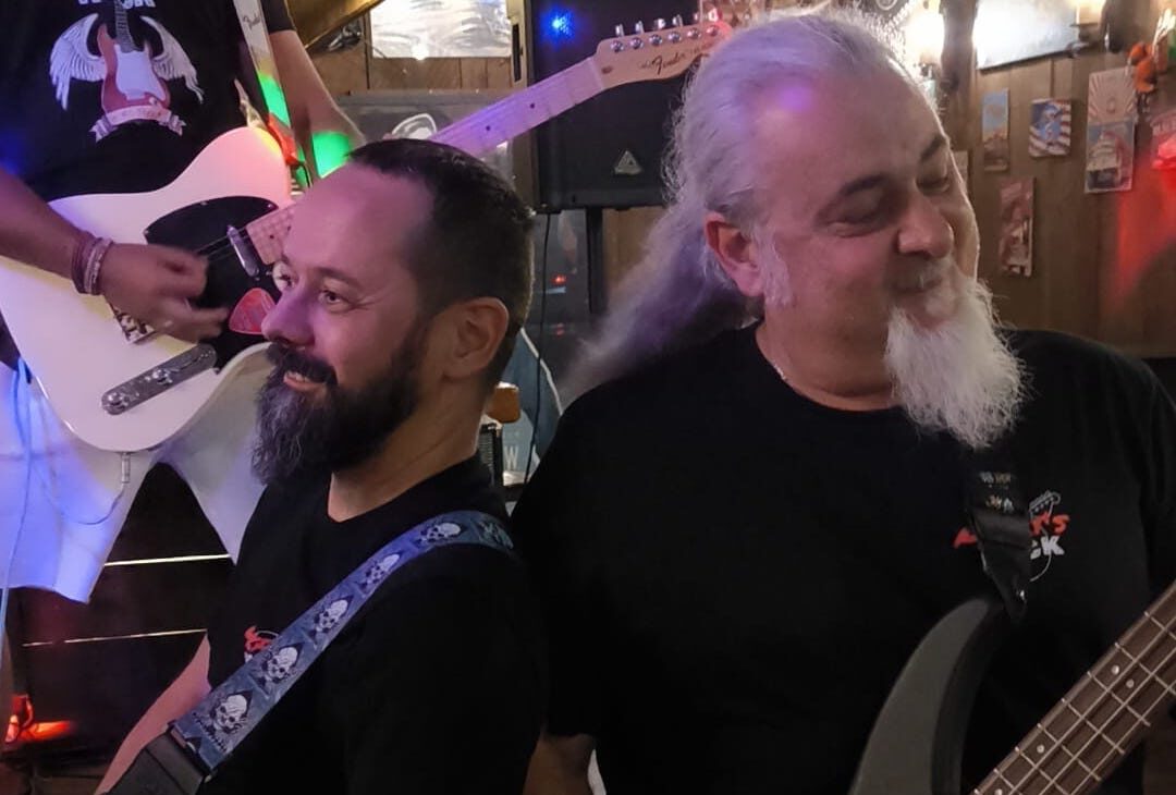 Rocking good weekend at Groove Bar