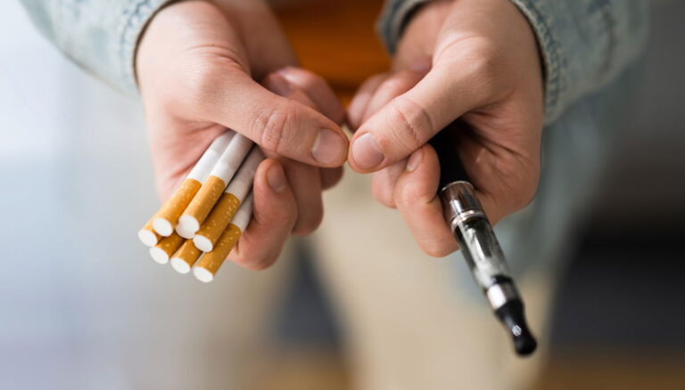 Netherlands raises smoking & vaping age to 21