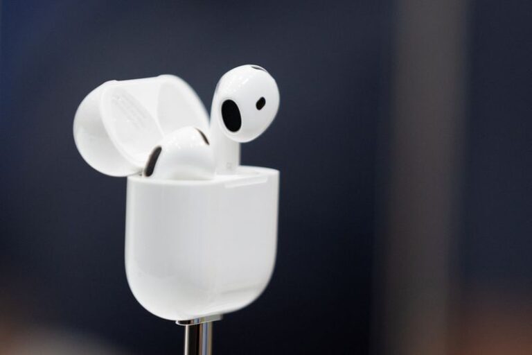 Exclusive-Apple supplier Luxshare weighs manufacturing in U.S. to tackle tariffs