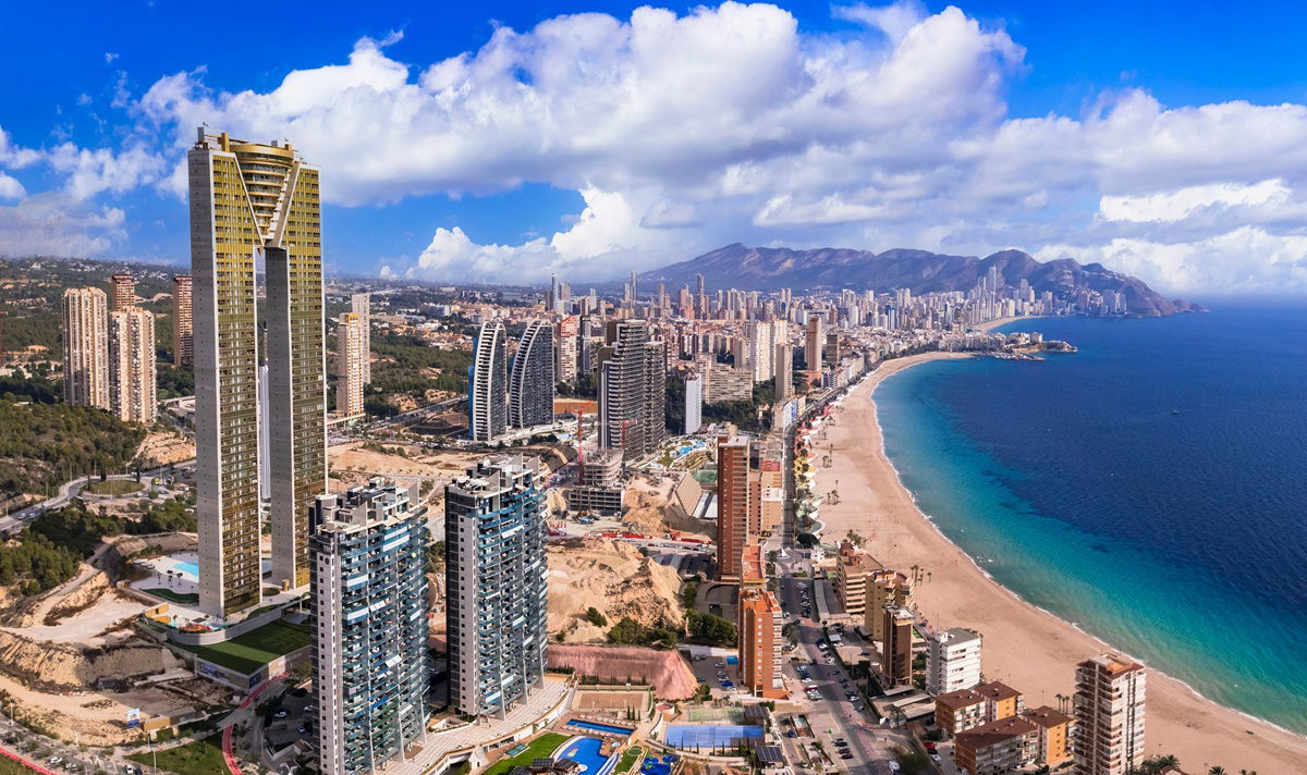 Costa Blanca tourism rises before Easter