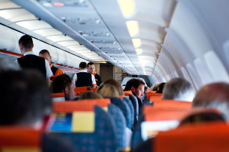 Easter Holiday air travel strikes
