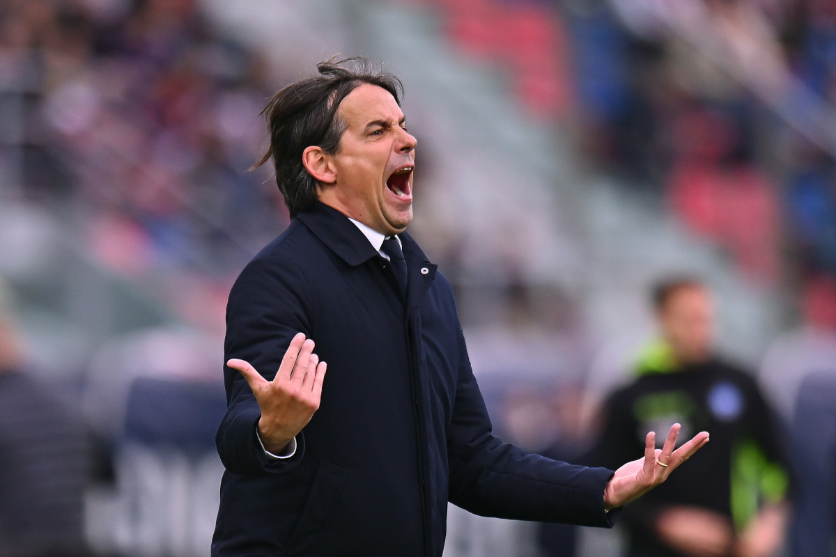 BOLOGNA, ITALY - APRIL 20: Simone Inzaghi, Head Coach of FC Internazionale, reacts during the Serie A match between Bologna and FC Internazionale at Stadio Renato Dall'Ara on April 20, 2025 in Bologna, Italy. (Photo by Alessandro Sabattini/Getty Images)