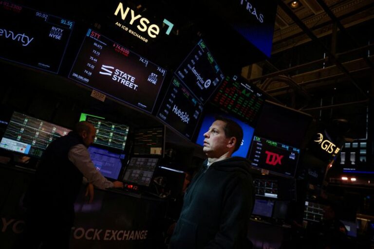 Wall Street rebounds sharply after Trump announces 90-day tariff pause