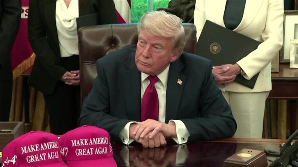 Trump’s U-Turn on China Follow Dire Economic Warnings