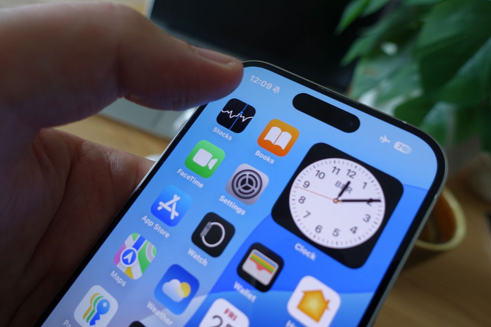 How to reclaim your smartphone memory now!