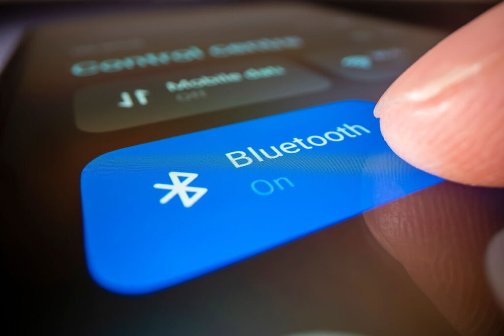 Bluetooth hackers can steal savings in seconds