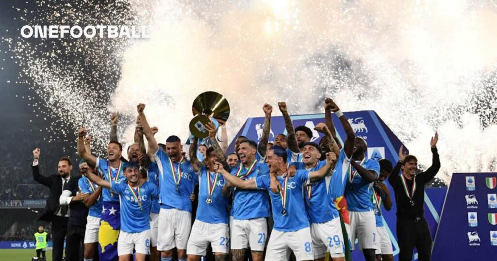 Napoli win Serie A 🇮🇹 crowned champions for the fourth time in history 🏆