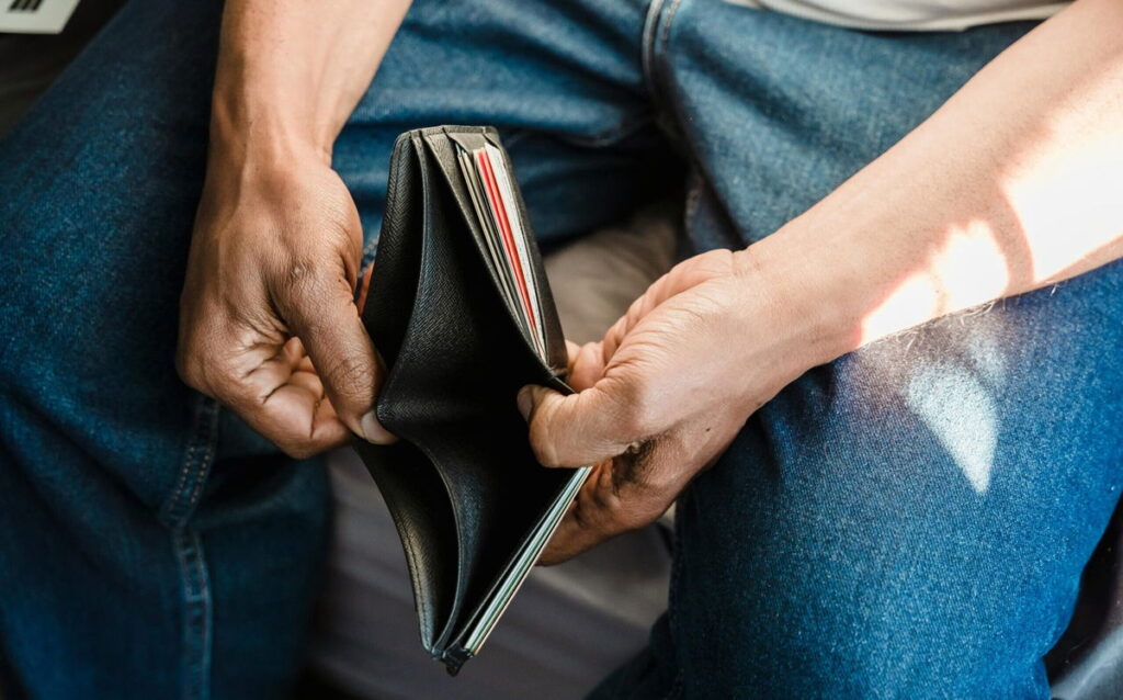 Report shows deep poverty gap in Portugal