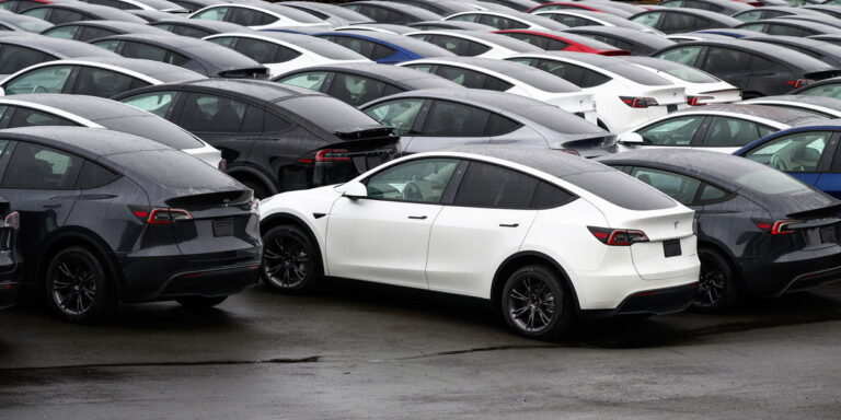 Tesla is on a roll… downhill as sales drop 5th month in a row in Europe