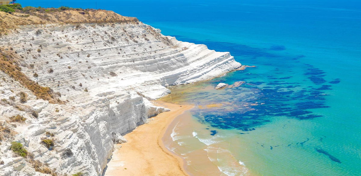 12 awe-inspiring Italian beaches