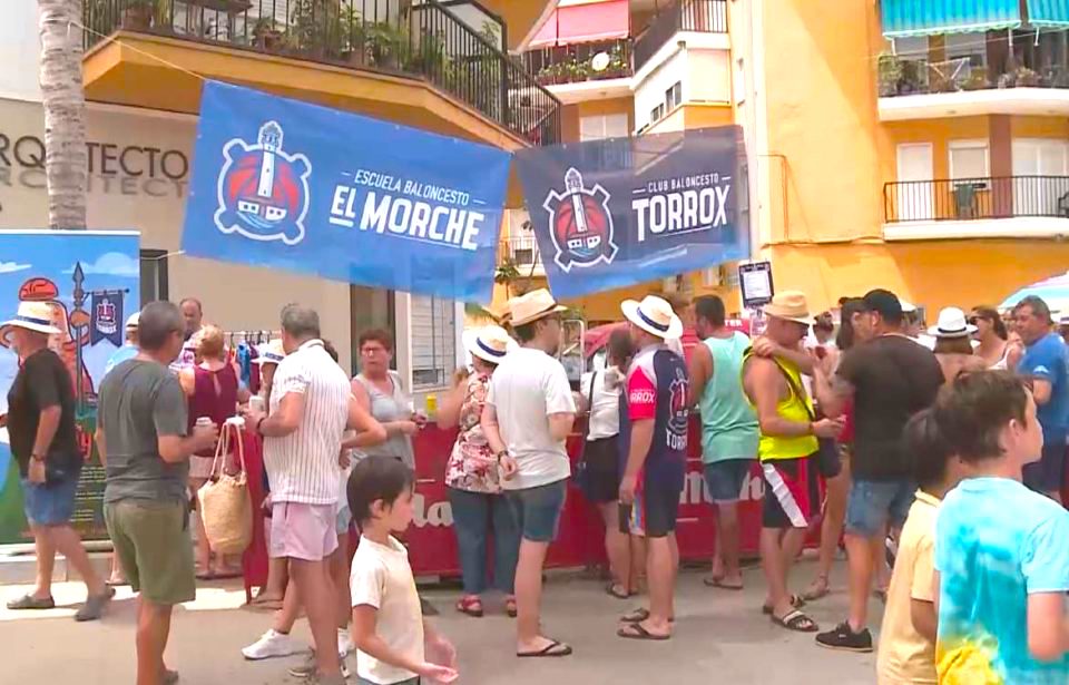 Torrox takes to the streets to party