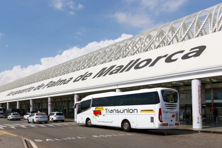 Mallorca holiday chaos: Tourists stranded