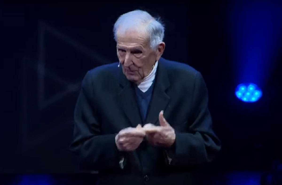 96-year-old oncologist has the secret to a long life