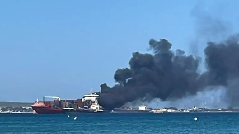 7 Rescued from burning vessel in Algeciras bay