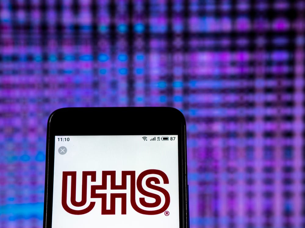 Universal Health Services Stock: Is UHS Outperforming the Healthcare Sector?