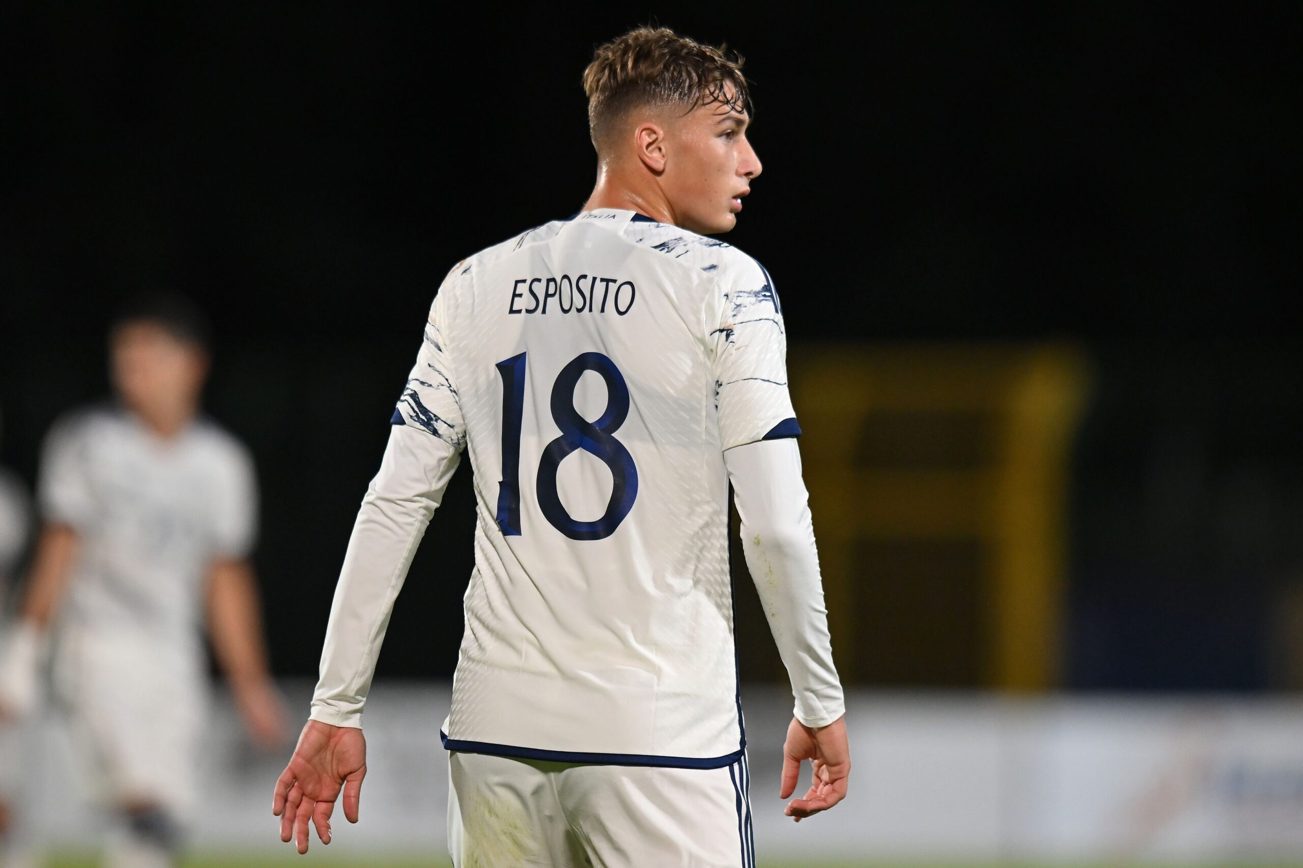 Cristian Chivu considers keeping Carboni & Pio Esposito at Inter Milan