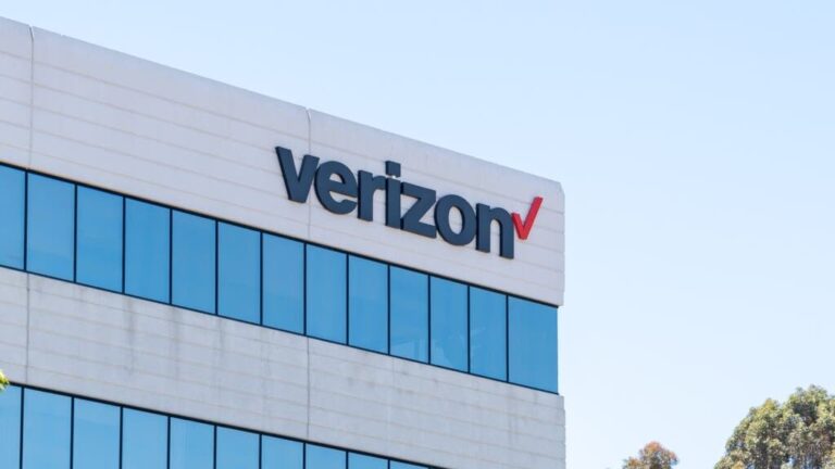 Churn Concerns Weigh On Verizon’s Wireless Outlook Despite Financial Gains