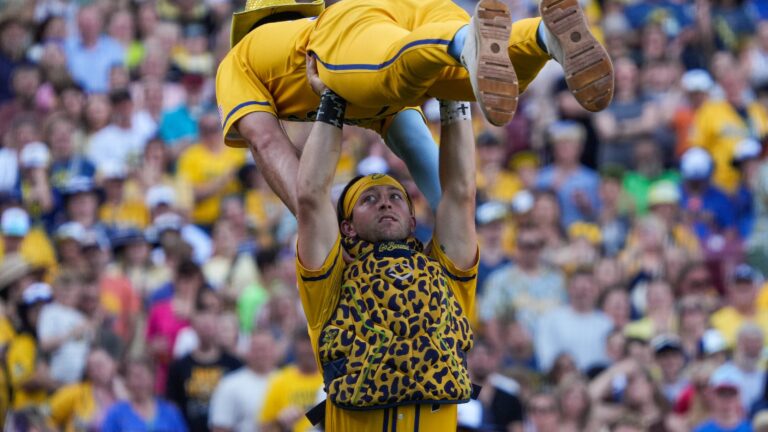 Can I still get tickets to Savannah Bananas game Sunday July 27 at Citizens Bank Park?