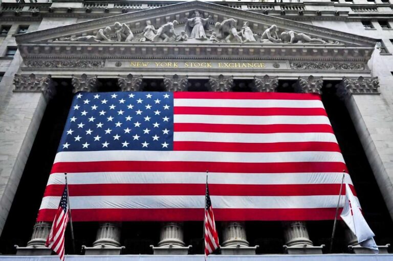 Stock Index Futures Tread Water With All Eyes on Fed Rate Decision