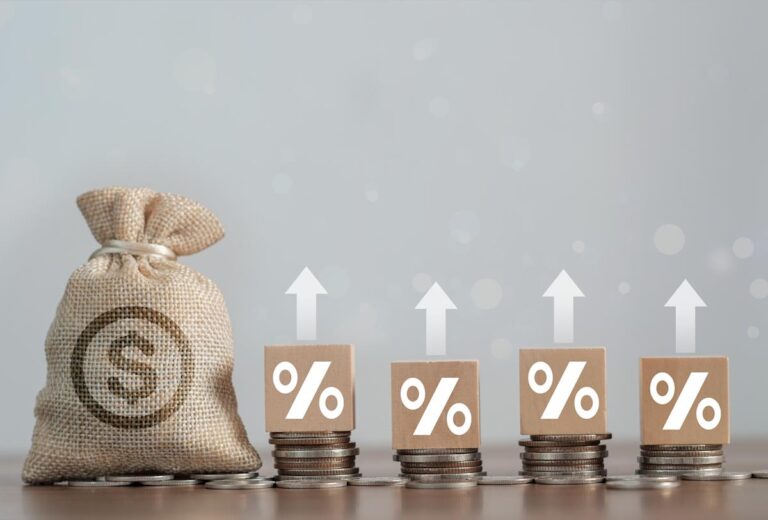 The best CD rates on the market right now: Lock in up to 4.4% APY for the rest of the year