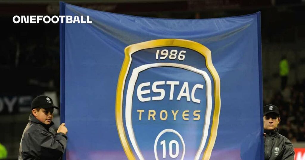Troyes turn down €8m offer from Roma for 18-year-old Mathys Detourbet