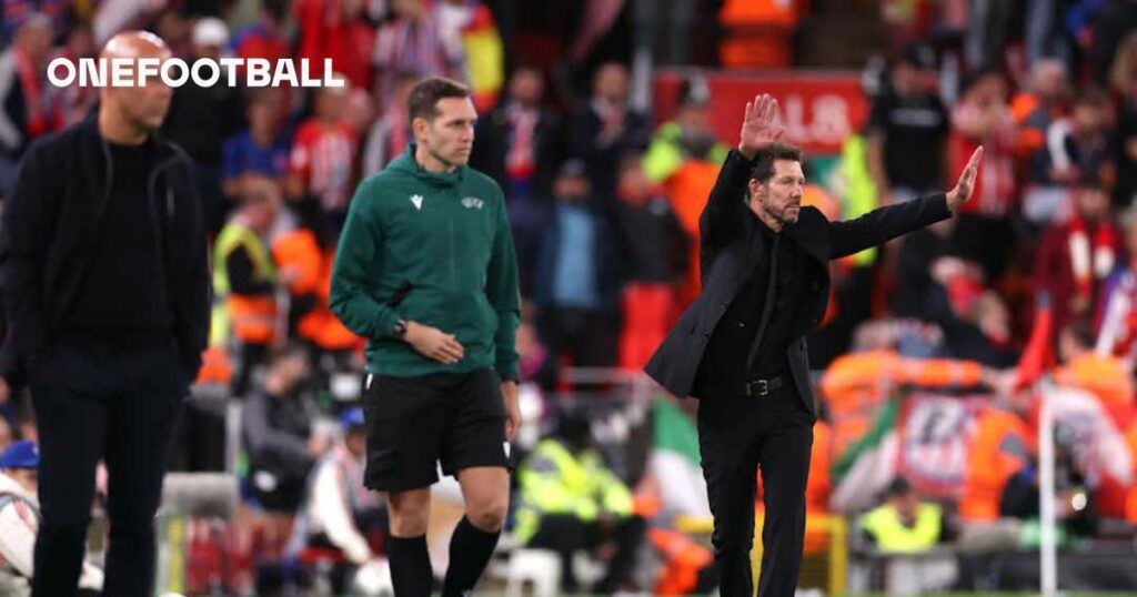 “90 minutes of insults” – Atletico Madrid manager Diego Simeone reveals reason behind sending off against Liverpool