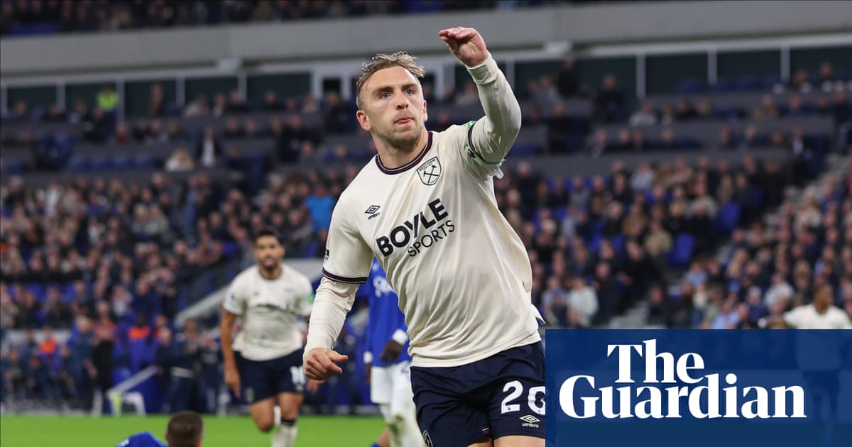 ‘No progress’: county cricket clubs criticised for continued lack of diversity