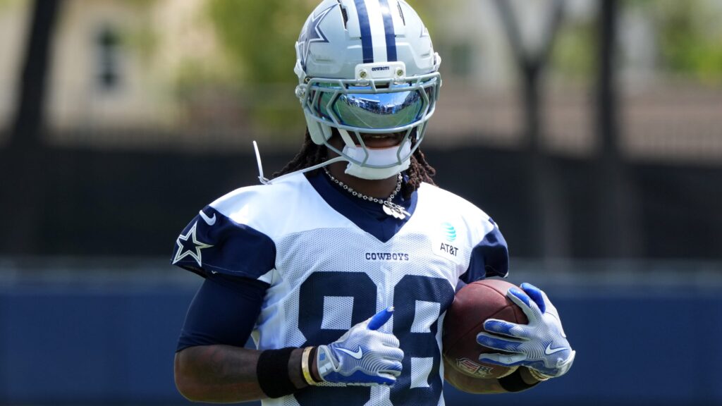 Cowboys Headlines: CeeDee Lamb takes extra practice; Dak Prescott explains spit showdown