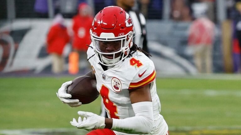 Eagles will face a Chiefs team minus one of its top offensive weapons