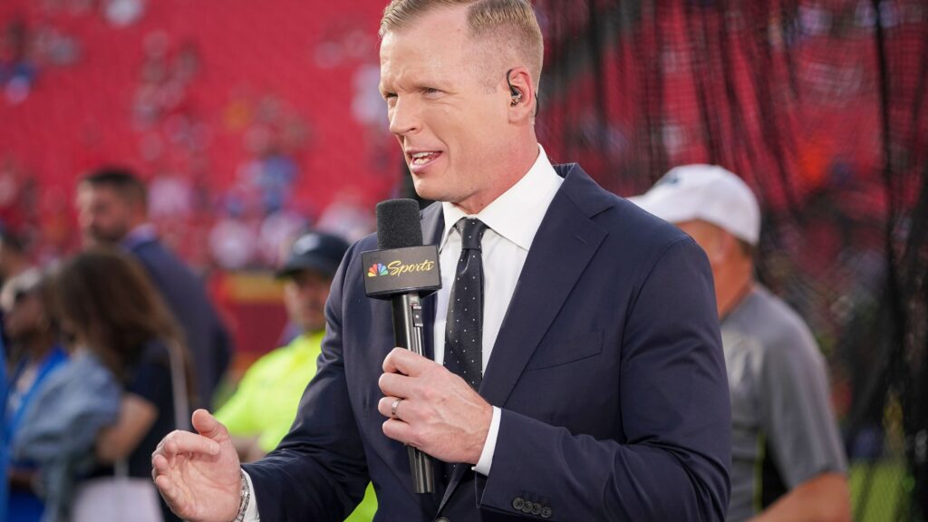 Chris Simms predicts Broncos will upset Chiefs and win AFC West in 2025