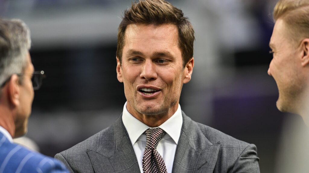 Best moments from broadcast booth, NFL Week 3: Game-winning kicks, blocks – and Tom Brady