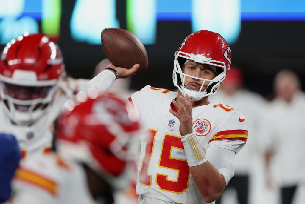 Chiefs’ Patrick Mahomes, Tyquan Thornton issue a warning to Bills, Ravens in AFC | Sporting News