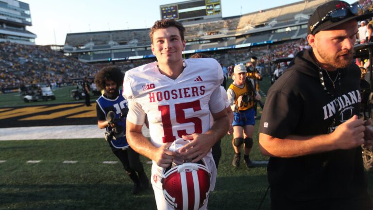 2026 NFL mock draft has QBs Fernado Mendoza, Dante Moore skyrocketing to top