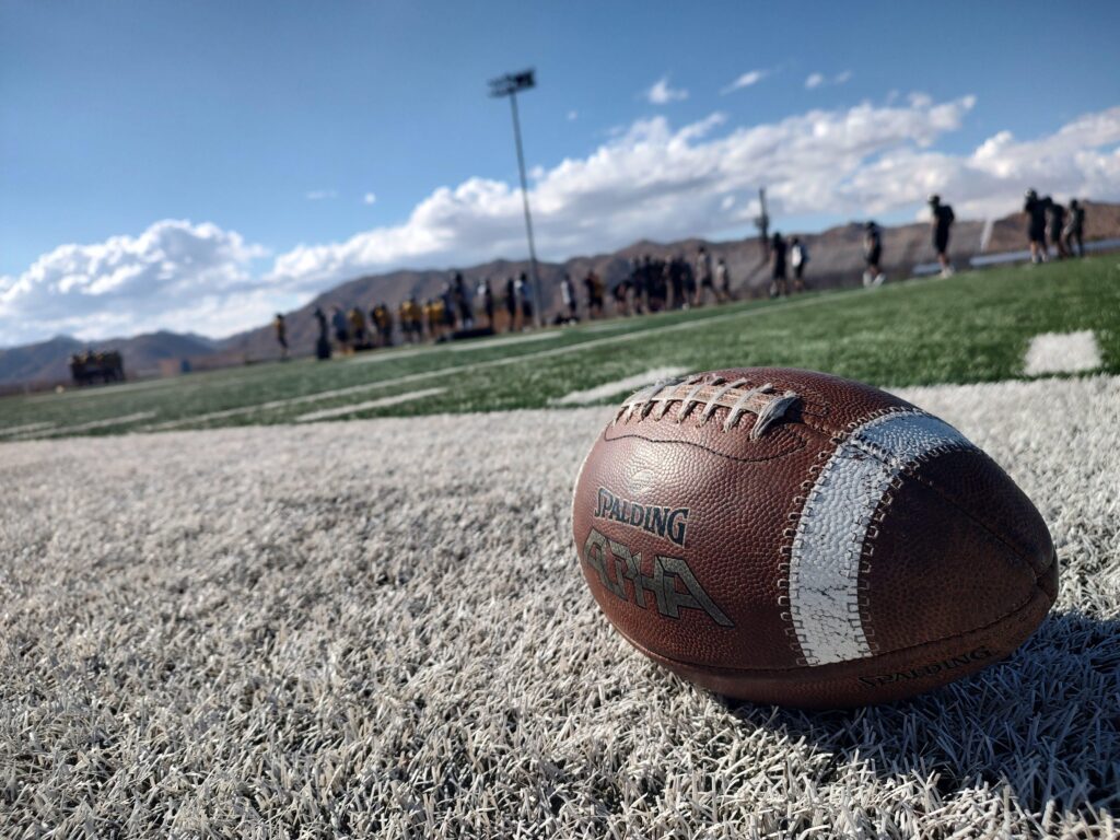 Casa Roble running back Jaylan Barcenas named The Sporting News Northern California Player of the Week for Week 6 | Sporting News