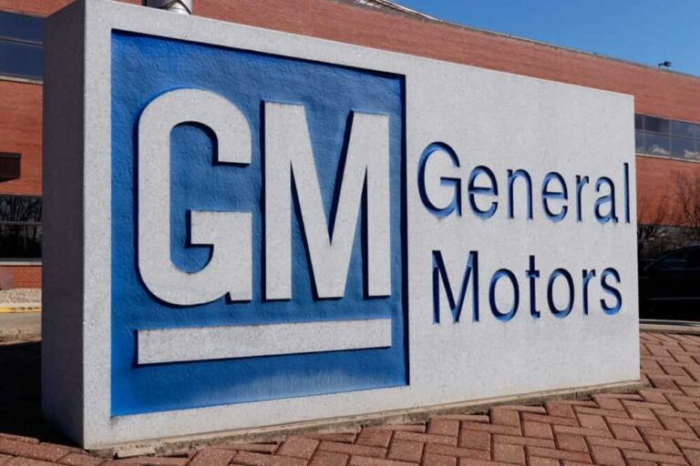 General Motors Stock Just Revved Up to New 10-Year Highs